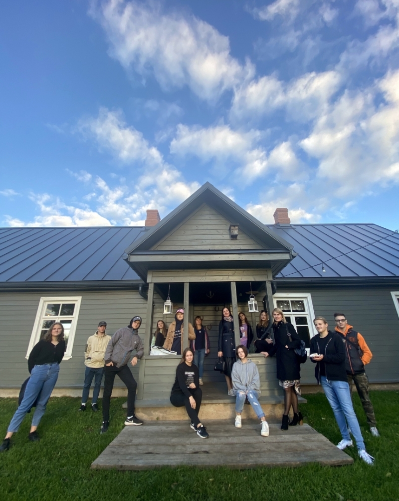 #Labsvaibs rūpējas par jauniešu labbūtību