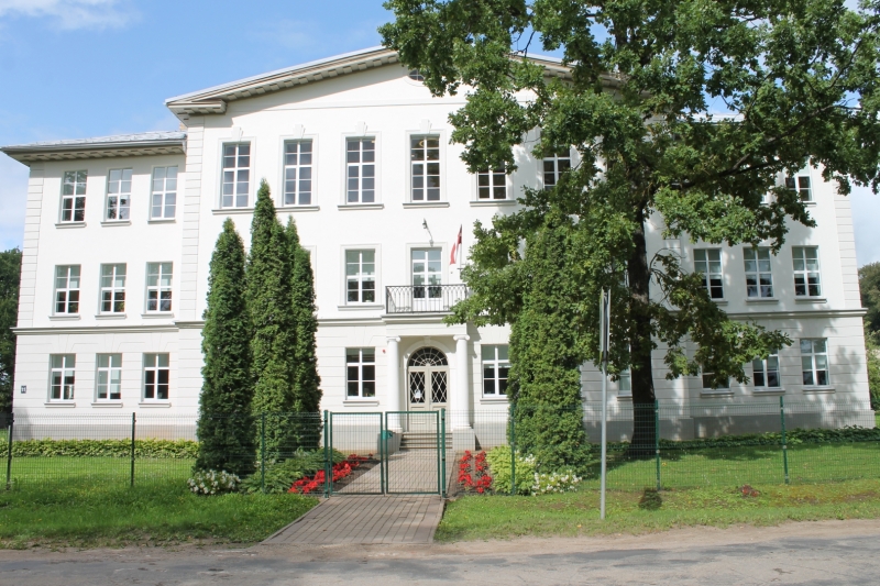 Viļakas valsts ģimnāzija