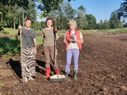 Ceļā uz ziedošo pļavu