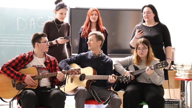 Pēcpusdiena “Esi dzirdams!