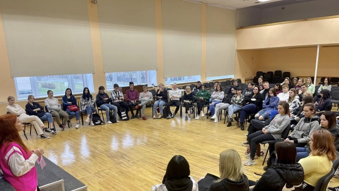 Projekta "Kontakts" aktivitāte “Sarunas ar psiholoģi Aiju Brokāni”