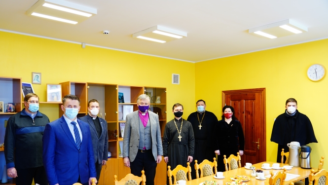 Tiekas garīdznieki, lai pārrunātu par Garīgo lietu padomes nolikumu