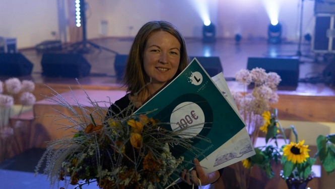 Pirmajā dzejas slamā «Rogovkys dzejis voga» uzvarējusi Mārīte Slišāne