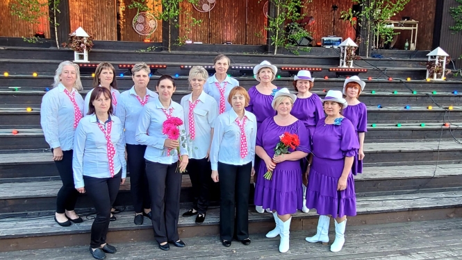 Žīguru līnijdejotāja grupa “Punktiņi” iedejo Gulbenes novada Lejasciemā