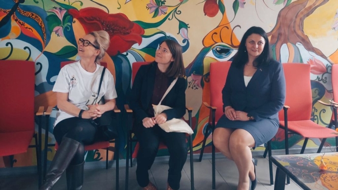 Balvu Profesionālā un vispārizglītojošā vidusskolā viesojas Zviedrijas vēstniece