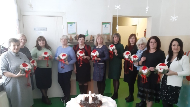 Skolu direktoru vietnieki tiekas Stacijas pamatskolā