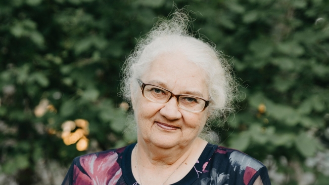 Tautas teātra režisorei Vairai Resnei 50 darba gadi - aicinām iepriecināt režisori