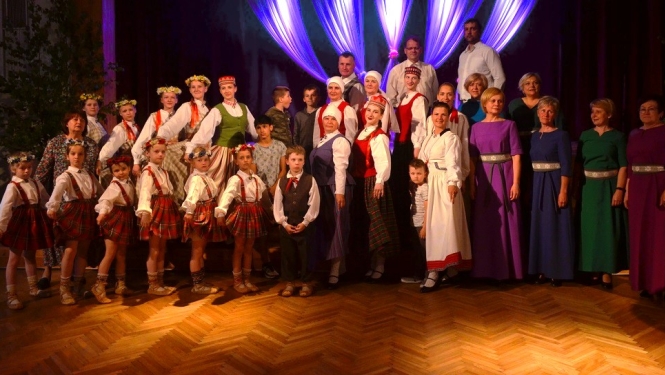 Kubuli sveicina vasaru