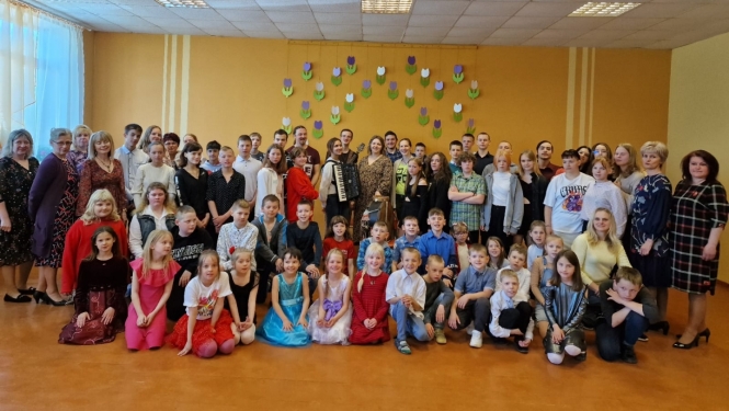 Danči kopā ar “Upīti”