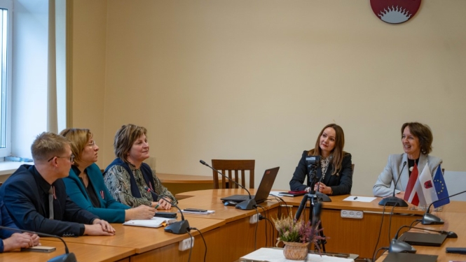 VARAM ministre reģionālajā vizītē Balvu novadā