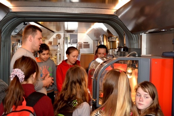 "TehnoBuss" apciemo Rugāju novada vidusskolu