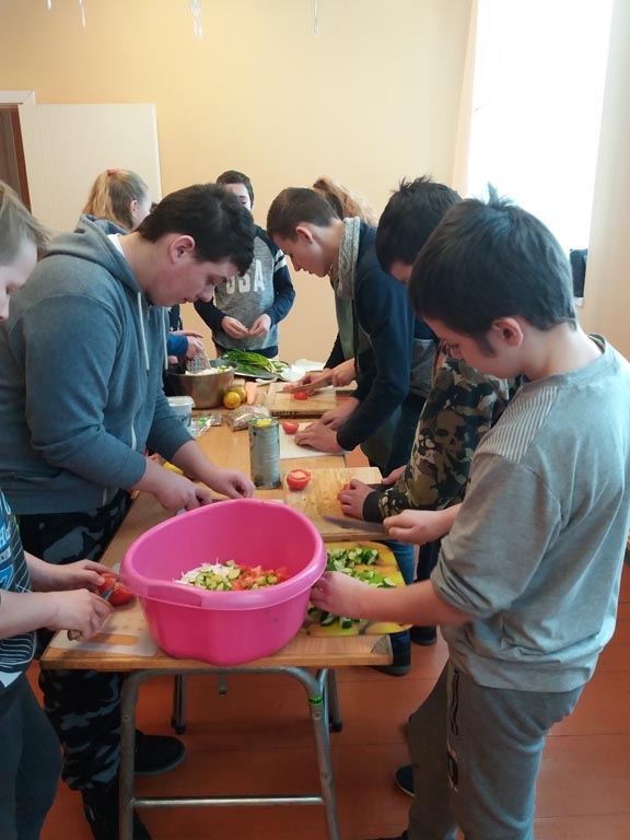 Ēdienu gatavošanas meistarklase Stacijas pamatskolā