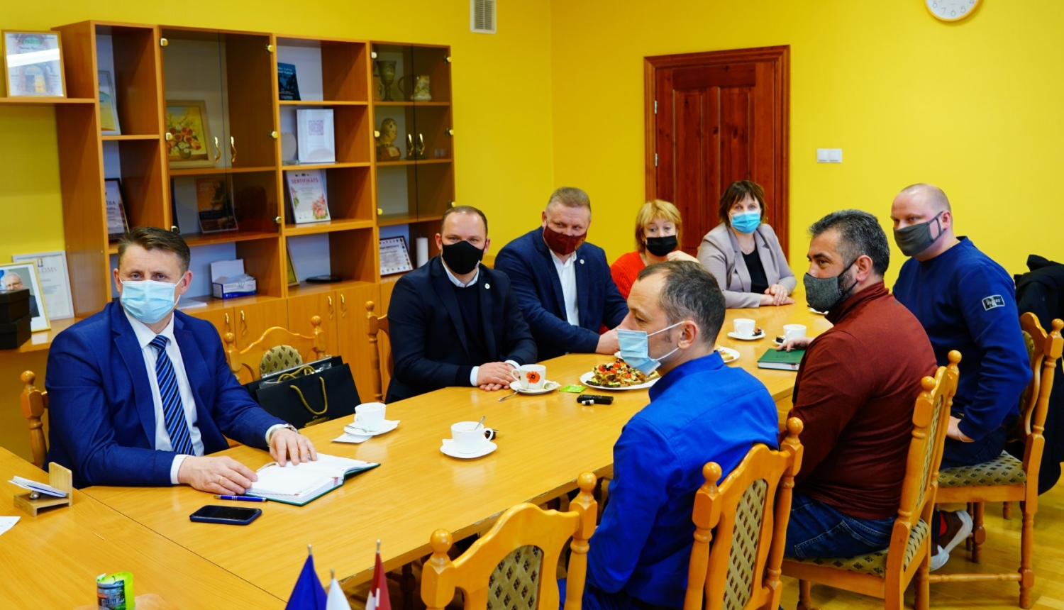 Latvijas Futbola federācijas vadība viesojas Balvos