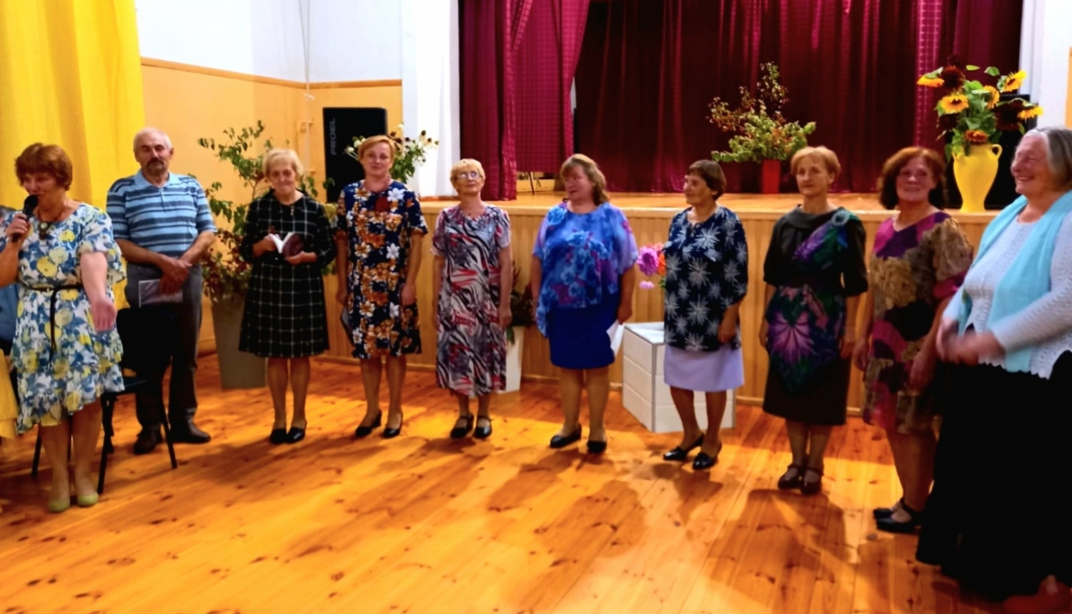 Septembrim piestāv dzeja un mūzika