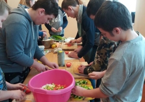 Ēdienu gatavošanas meistarklase Stacijas pamatskolā