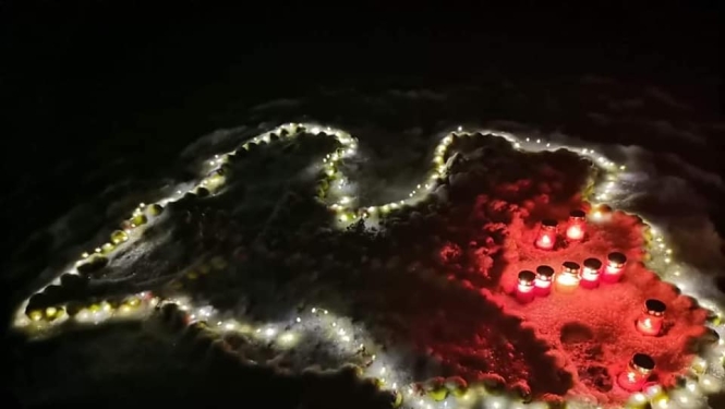 Vectilžas pagasta iedzīvotāji piedalījās akcijā "Iegaismojam ozolus"