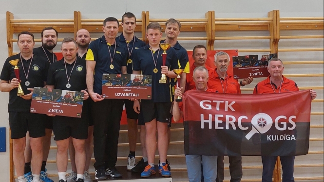 Galda tenisa komanda izcīna 2.vietu Latvijas čempionātā