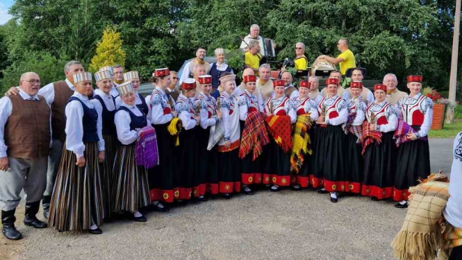 Skanīgās “Ermoņiku skaņas”