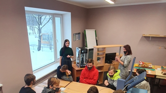 iepazīst 3D printeri