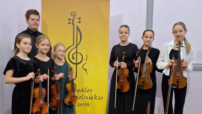 Balvu Mūzikas skolas Vijoles klases audzēkņi piedalās  V Latgales Jauno vijolnieku konkursā Ludzā