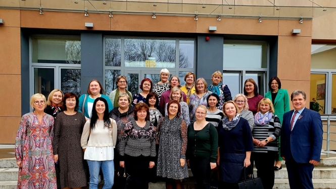 Novada svešvalodu skolotāji smeļas pieredzi Rēzeknē