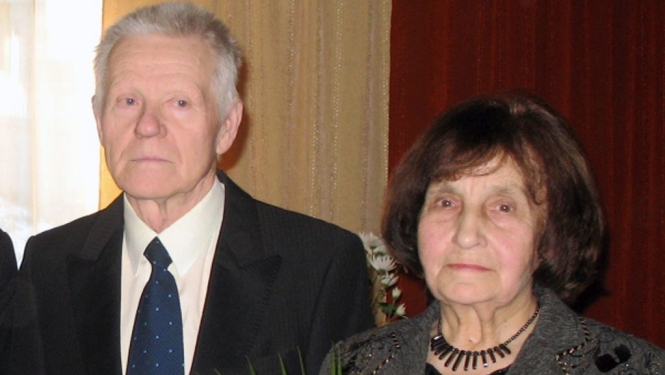 Aicina uz izstādes “Dedz gaismu sevī!” atklāšanu