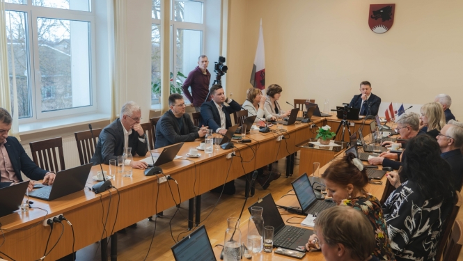 Pieņem pašvaldības 2024. gada budžetu