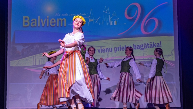 Aizvadīta Balvu pilsētas 96. dzimšanas diena