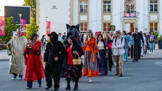 Aizvadīts VII Starptautiskais klasiskās dramaturģijas amatierteātru  festivāls "Ķiršu dārzs 2024"