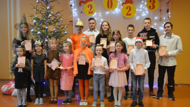 Ziemassvētki Stacijas pamatskolā