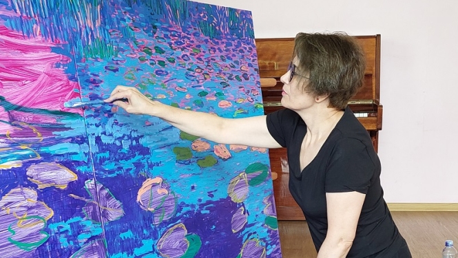 Starptautiskā glezniecības plenēra "Valdis Bušs 2022" mākslinieču stāsti