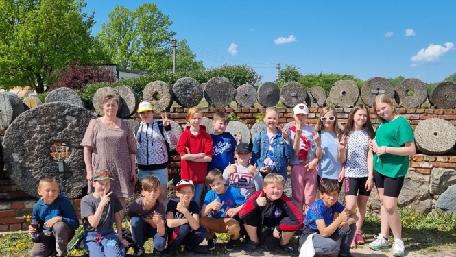 Skolēni gūst noderīgas zināšanas un piedalās aizrautīgās aktivitātēs