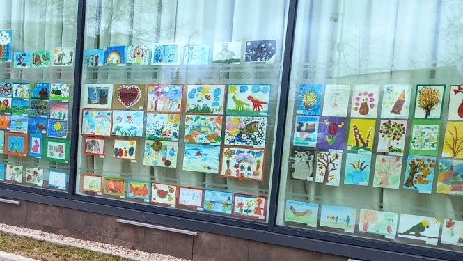 Bērnu radošo darbu izstāde Balvu Kultūras un atpūtas centra logos