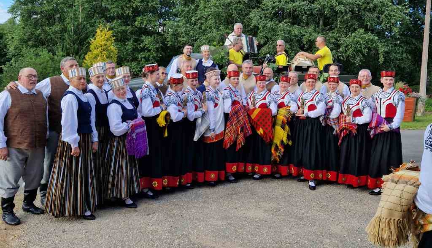 Skanīgās “Ermoņiku skaņas”