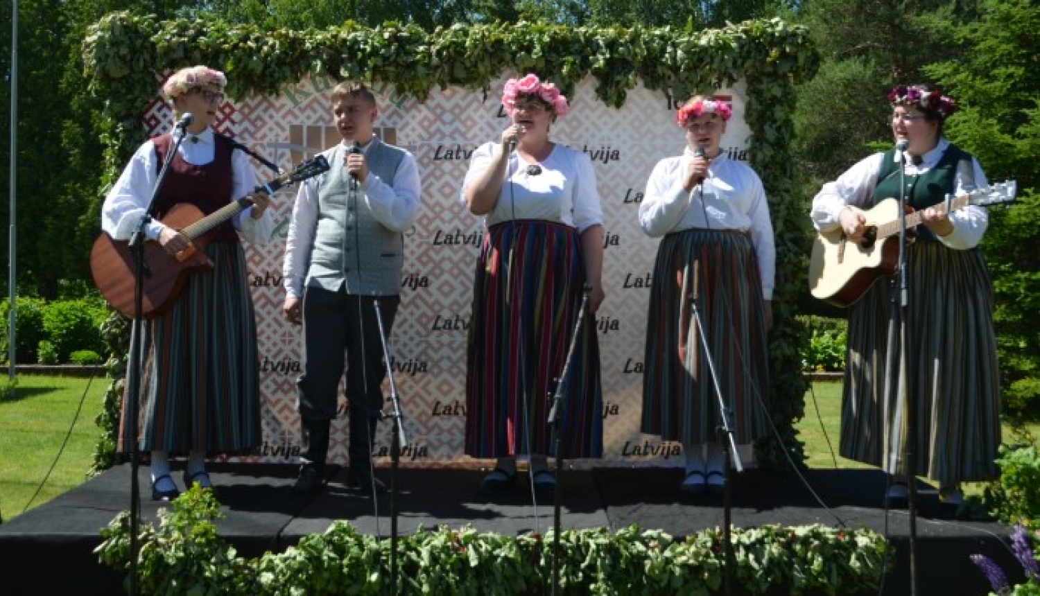 Saulgriežu pieskāriens Kubuliem