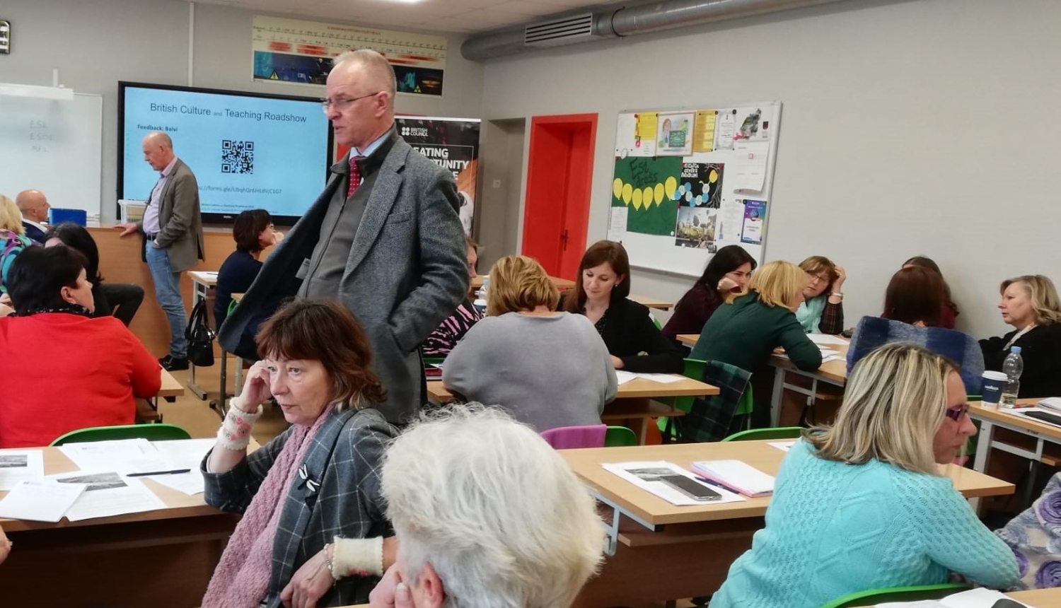 Izglītojot vienu cilvēku, jūs varat mainīt dzīvi, kad izglītojat daudzus, varat mainīt pasauli