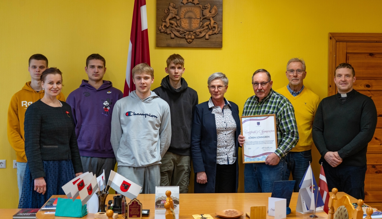 Pateicībā par nesavtīgu ieguldījumu un atbalstu