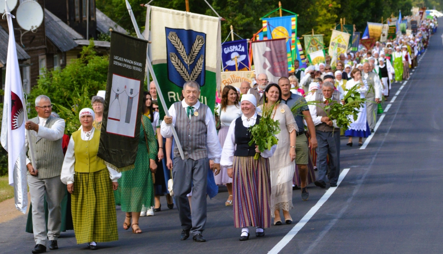 Rugājos notika senioru festivāls