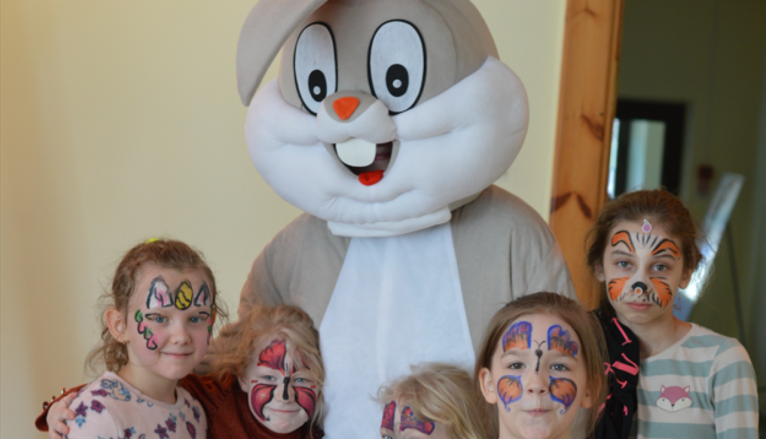 Cilpoja zaķīt's caur Kubuliem