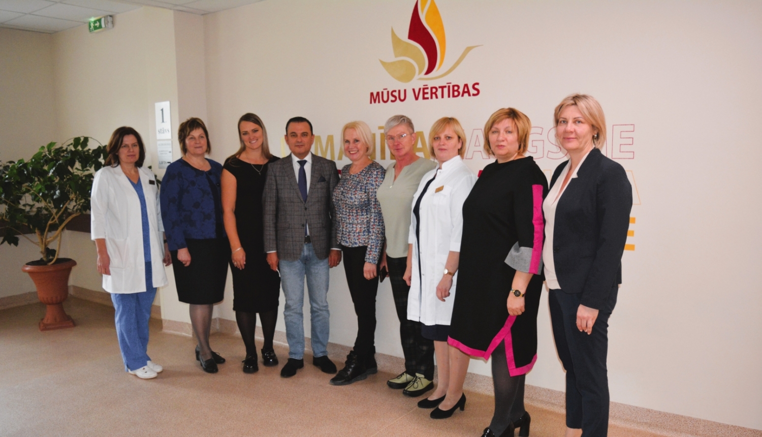 “Katrs pacients ir vērtība” - veselības ministrs  Hosams Abu Meri apmeklē Balvu slimnīcu