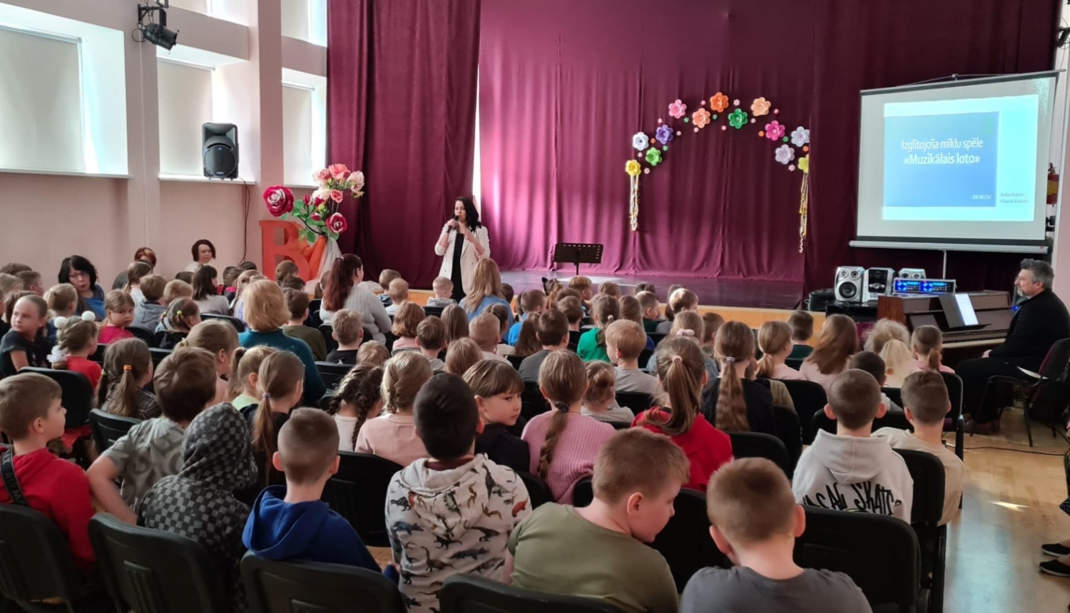 Izglītojošā mīklu spēle ''Muzikālais loto''