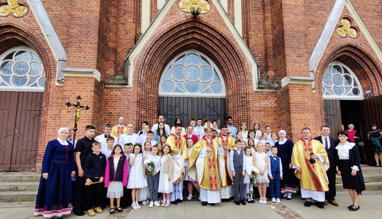 Pār Viļakas katoļu draudzi nolija brīnišķīgs lūgšanu lietus