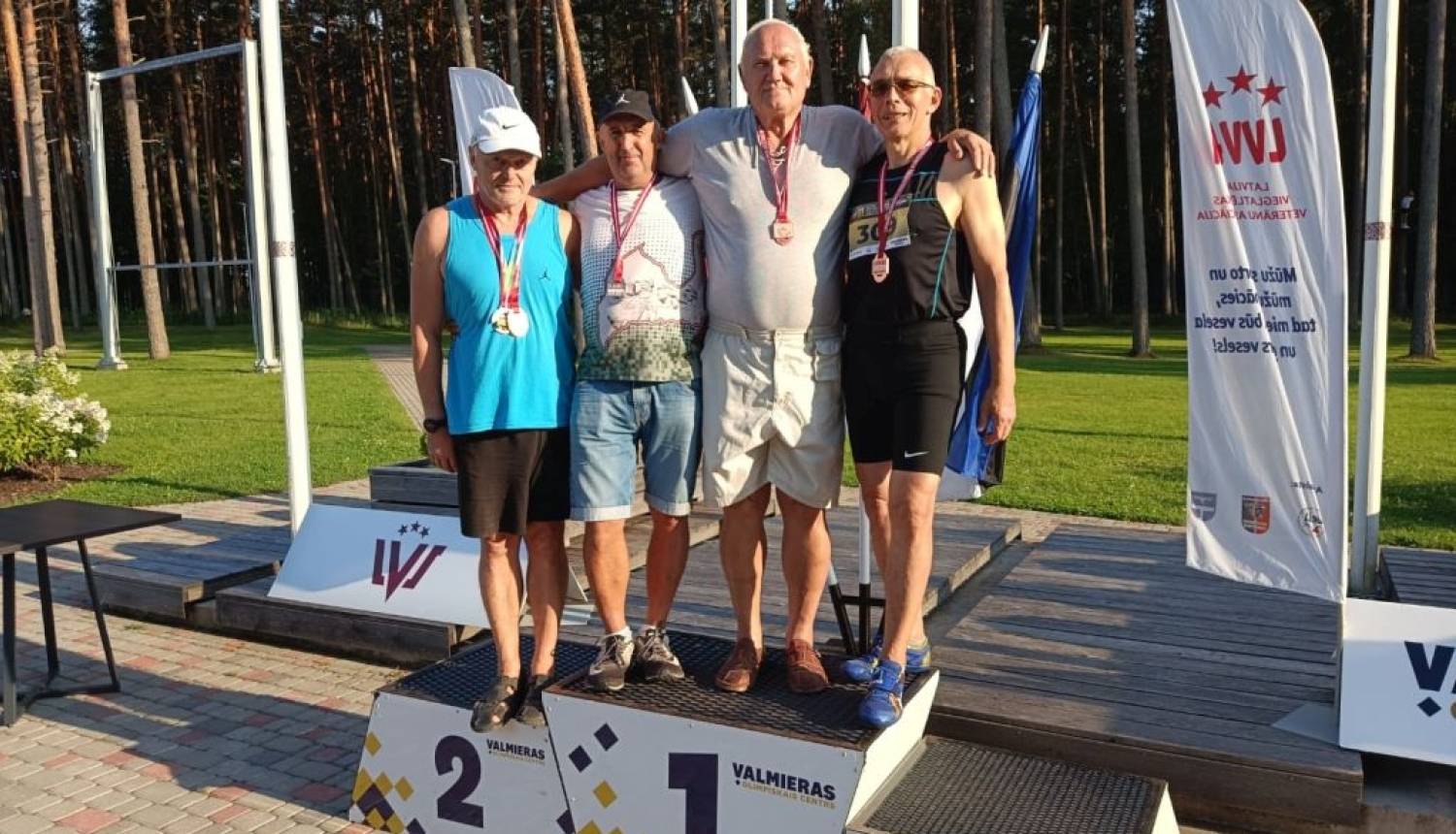 Balvu novada vecmeistariem noslēgusies vieglatlētikas sezona