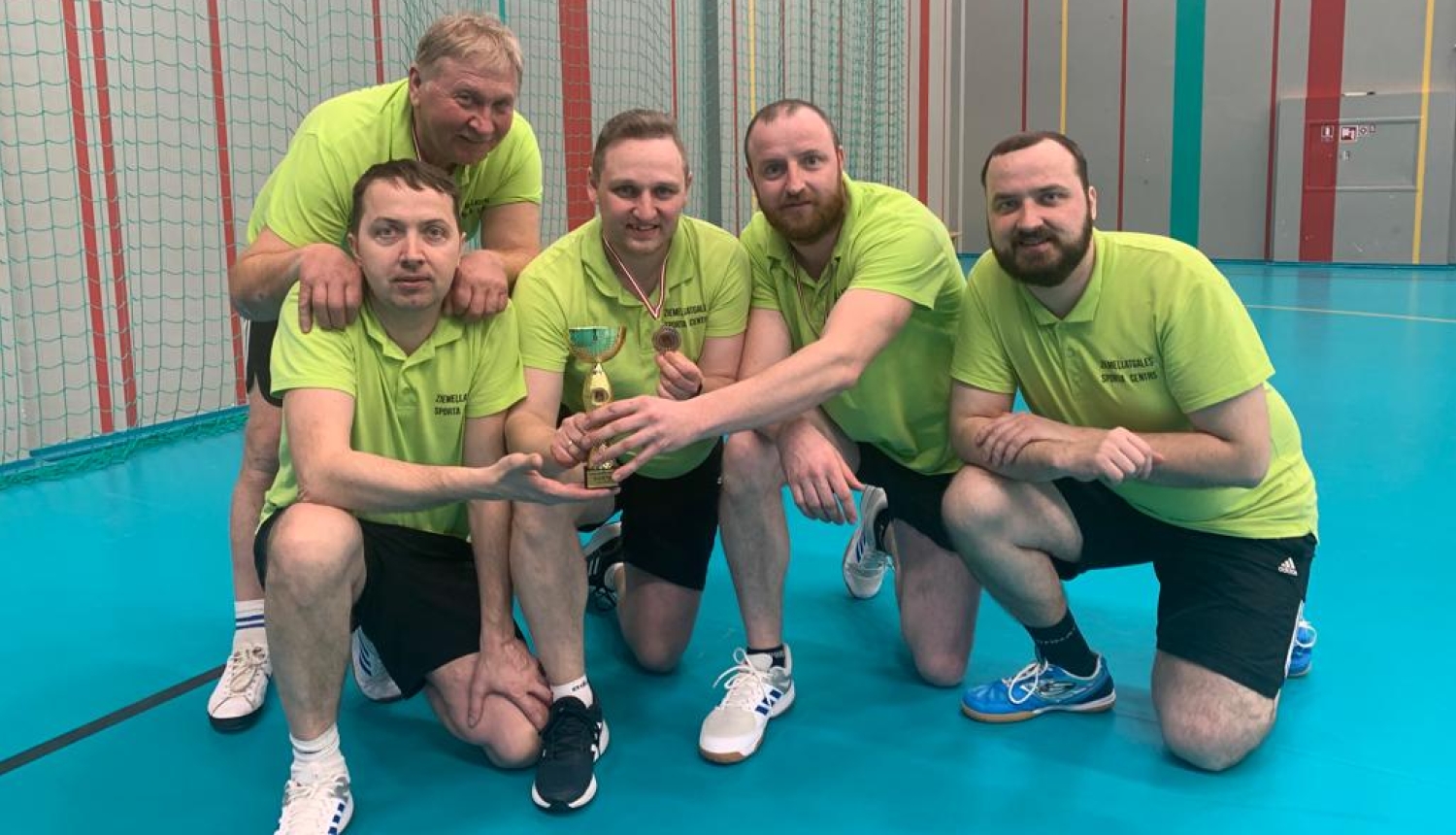 Sporta centra komanda galda tenisā